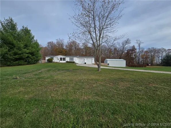 150 S Harristown Road, Salem, IN 47167