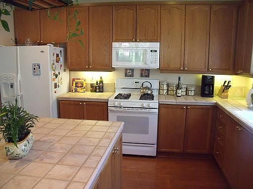 4th image of 4223 Brudenell Dr