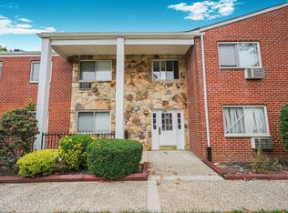 1294 Rockland Ave APT 1D, Staten Island, NY 10314