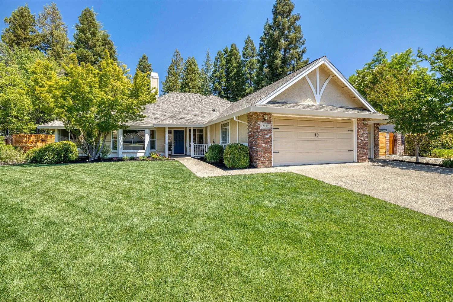 3587 Annabelle Ct photo 1