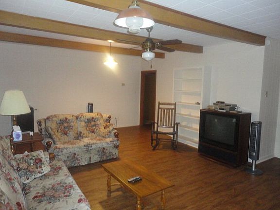 3rd image of 2221 Larry Dr