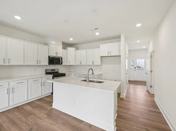 936 Kensley Grove Ln #59, Fuquay Varina, NC 27526