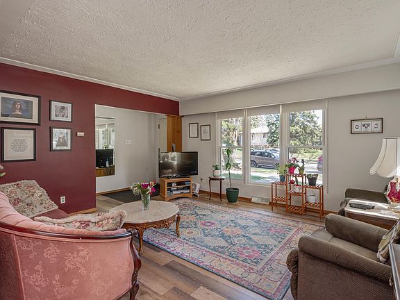 5th image of 9432 148th St NW