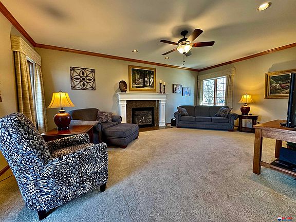 5th image of 4840 Birch Hollow Dr