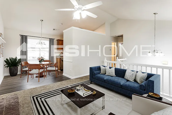 125 W Village Ct — Photo 12