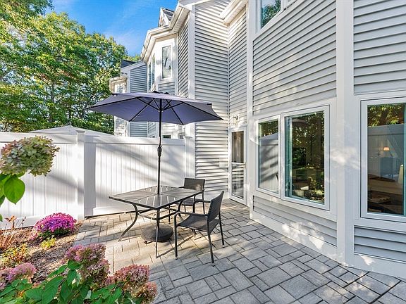 4th image of 42 Westcliff Dr #0