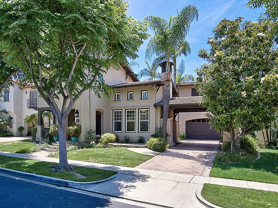 Stunning curb appeal