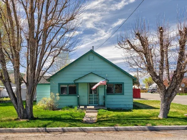 609 3rd St, Loyalton, CA 96118