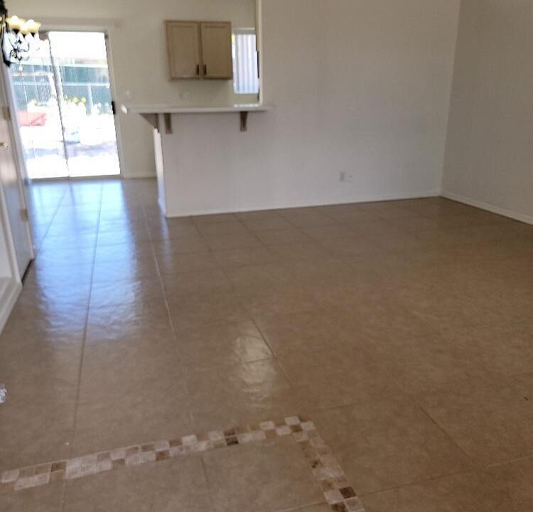 1st image of 830 Falcon Dr