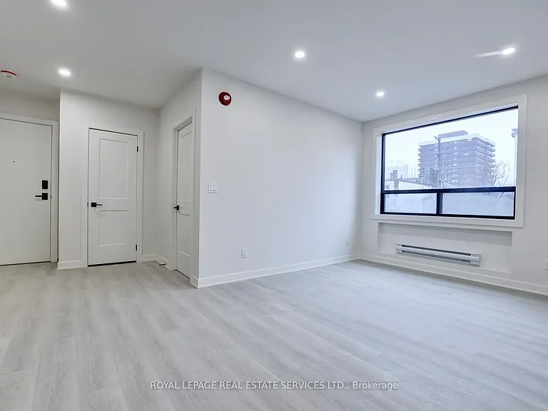 20 Duke St #305 — Photo 28