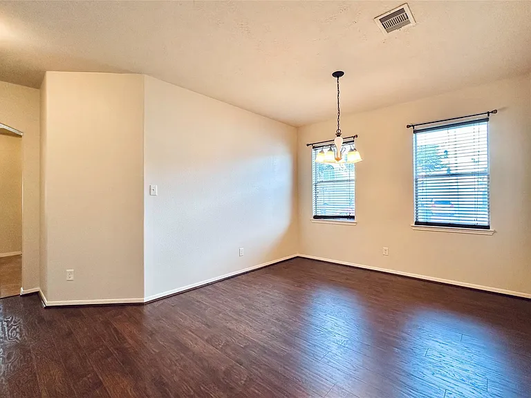 26114 Silver Timbers Ln — Photo 6