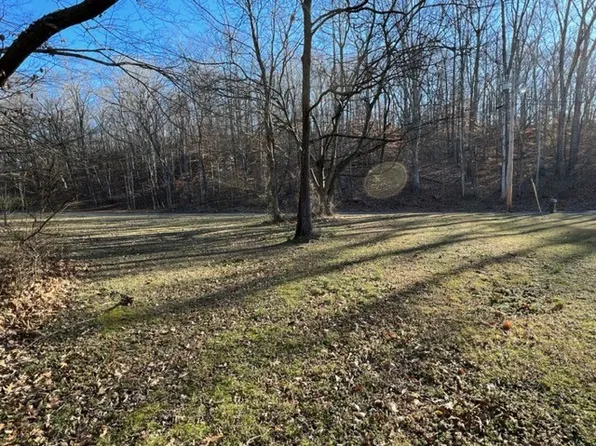 245 Taylor Ln, Stewart, TN 37175