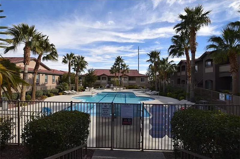 3541 Desert Cliff St #103