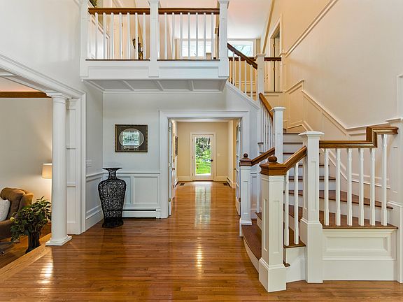 4th image of 9 Scitterygussett Drive
