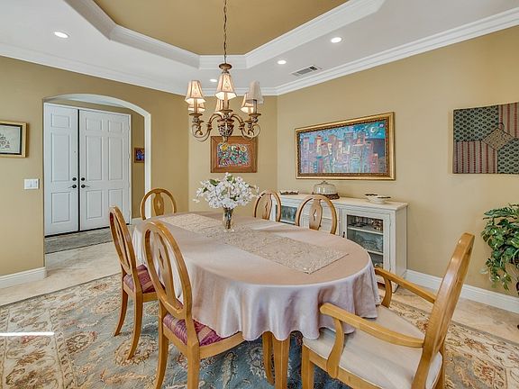 5th image of 11848 Treewind Ct