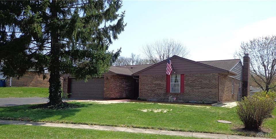 1st image of 5060 Larchview Dr
