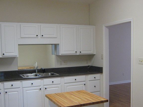 5th image of 262 Beaver Creek Dr