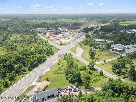 2nd image of Waverly Rd
