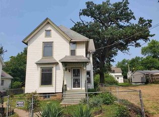 218 Forest Ave, Rockford, IL 61101