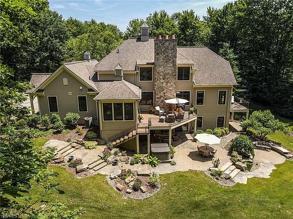 2nd image of 106 Ashleigh Dr