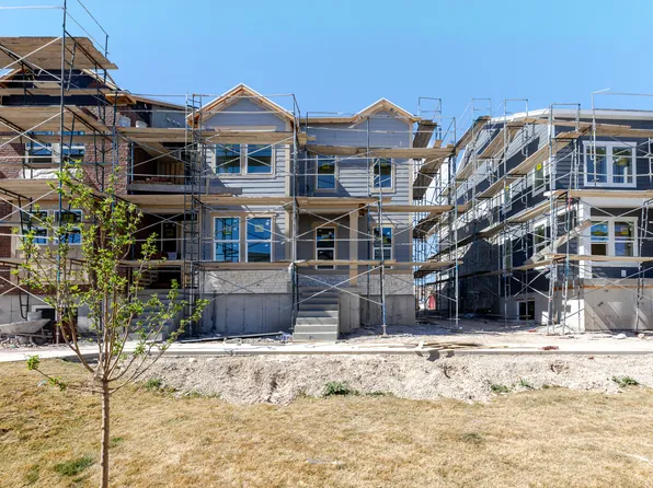 806 N Danvers Dr #671, Saratoga Springs, UT 84045