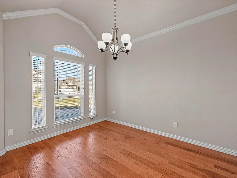 4229 Canadian River Dr — Photo 11