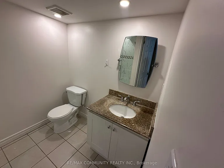 260 Inspire Blvd #BASEMENT — Photo 8