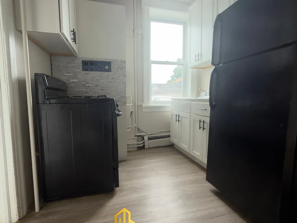 488 John F Kennedy Blvd #4