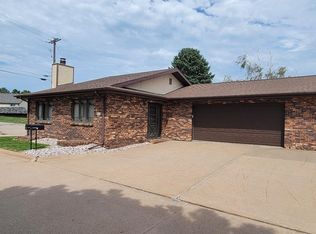 110 E 39th St APT A7, Kearney, NE 68847