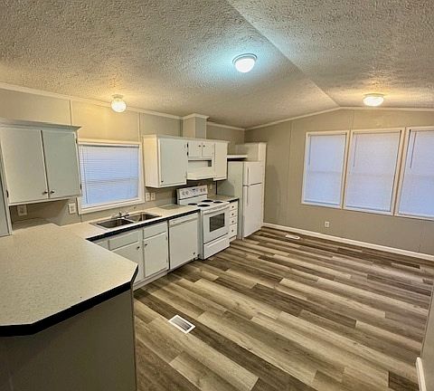2nd image of 701 W Mill St Lot 78