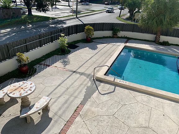 3rd image of 5731 NW 37th St APT 217