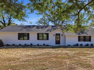 8574 County Road 6890, West Plains, MO 65775
