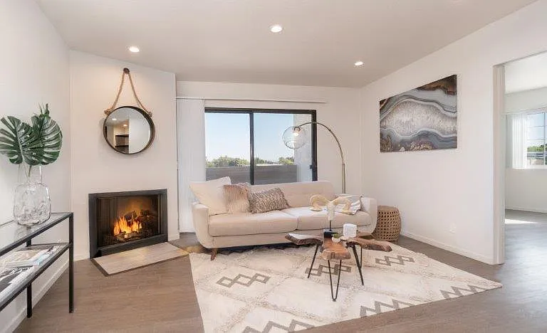 3760 Sawtelle Blvd — Photo 2