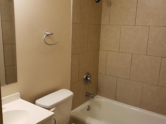 3rd image of 1228 Garfield St APT 4