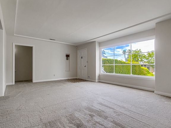 2nd image of 4725 Jean Dr