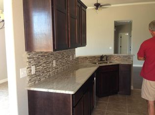 1015 Tarah Knolls Cir, Centerton, AR 72719