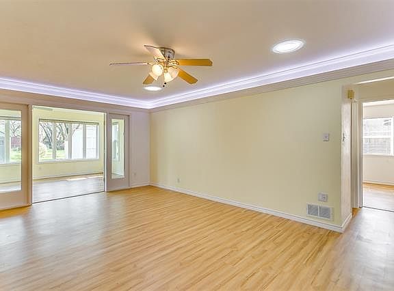 5th image of 304 Quail Creek Dr