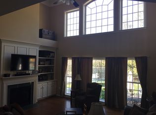 8800 Hill Spring Dr, La Plata, MD 20646