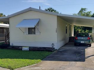 1268 Primrose Peak Dr, Ruskin, FL 33570