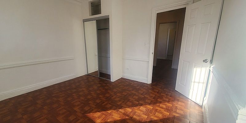 1st image of 554 W 50th St APT 6RE