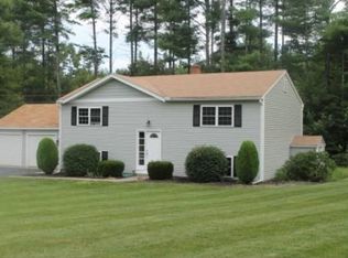 12 Cote Dr, Epping, NH 03042