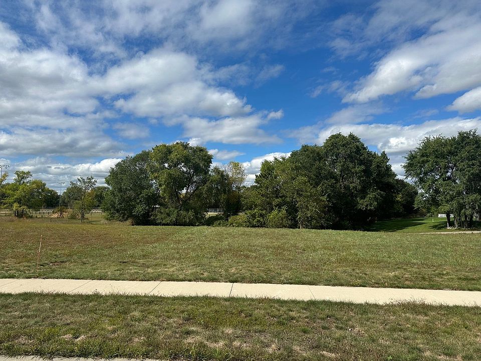 1st image of 29 Meadow Ln