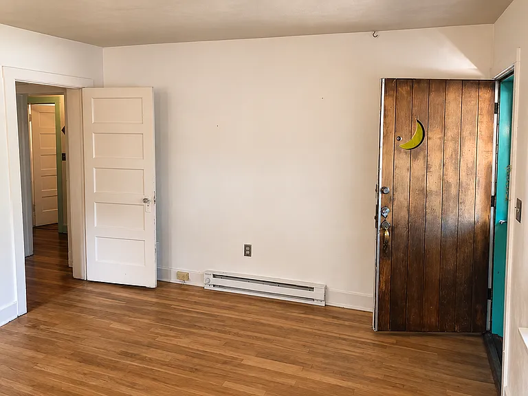 218 McKenzie St #C — Photo 3
