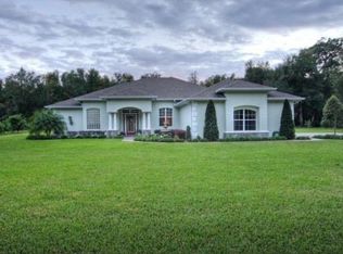 19200 Lake Swatara Dr, Eustis, FL 32736