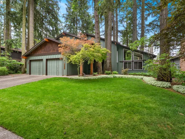 3841 SE Madsen Ct, Hillsboro, OR 97123