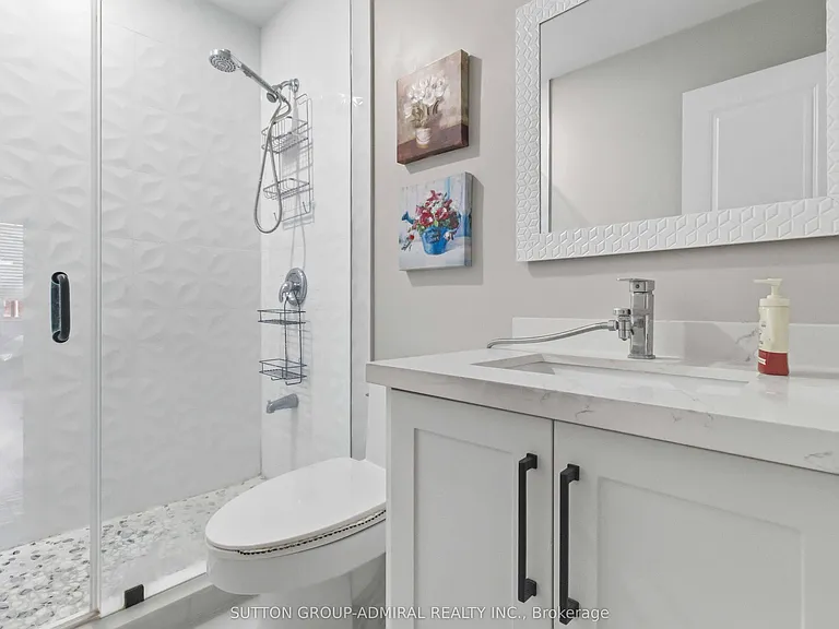 87 Marita Pl #MAIN UPPER FLR — Photo 27