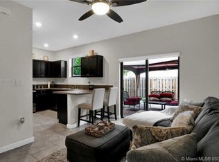 124 SE 34th Ter, Homestead, FL 33033
