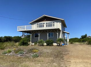 934 Starfish Ct SW, Ocean Shores, WA 98569