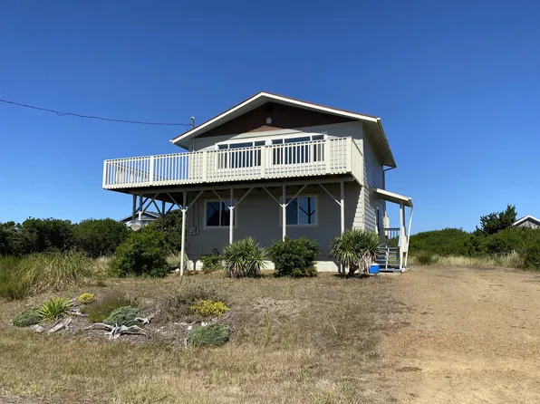 934 Starfish Ct SW, Ocean Shores, WA 98569