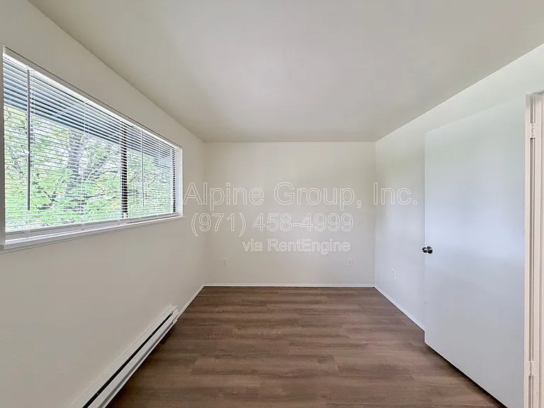 3800 NW Chemult Pl #D — Photo 22